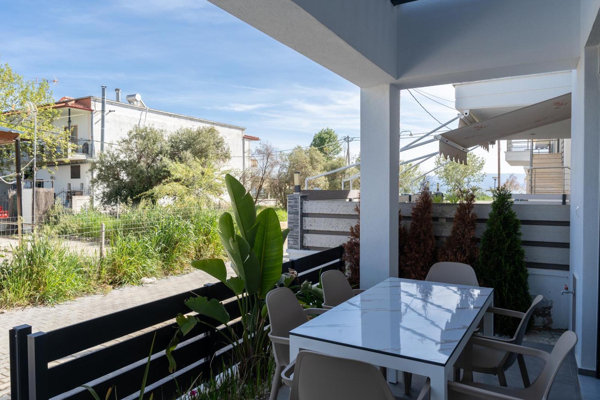 Kleoniki & Irida Residential Complexes Apartment Ofrinion Luaran gambar